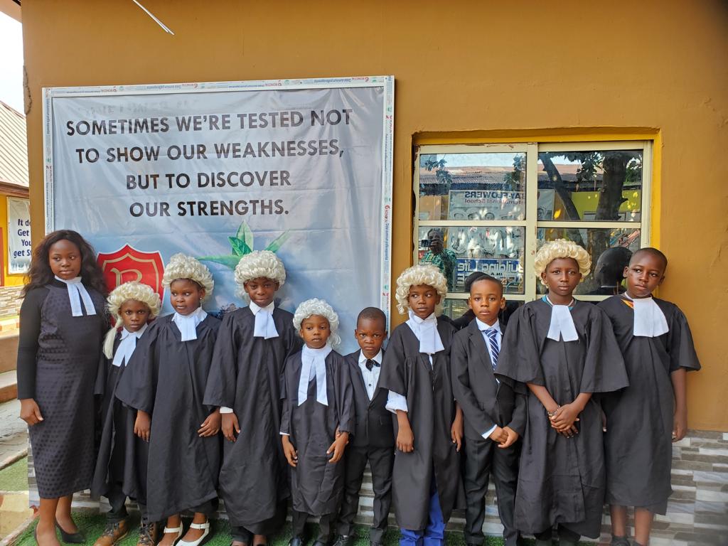 ACADEMICS Bay Flowers Logo 25