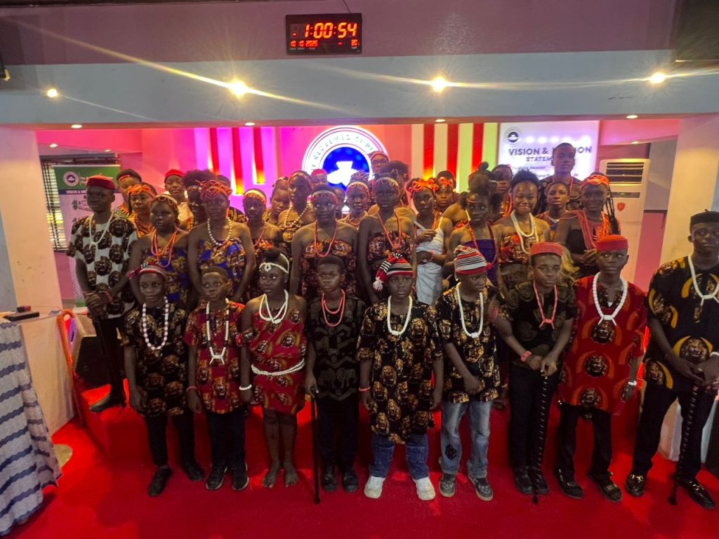 whatsapp image 2025 10 10 at 15.09.41